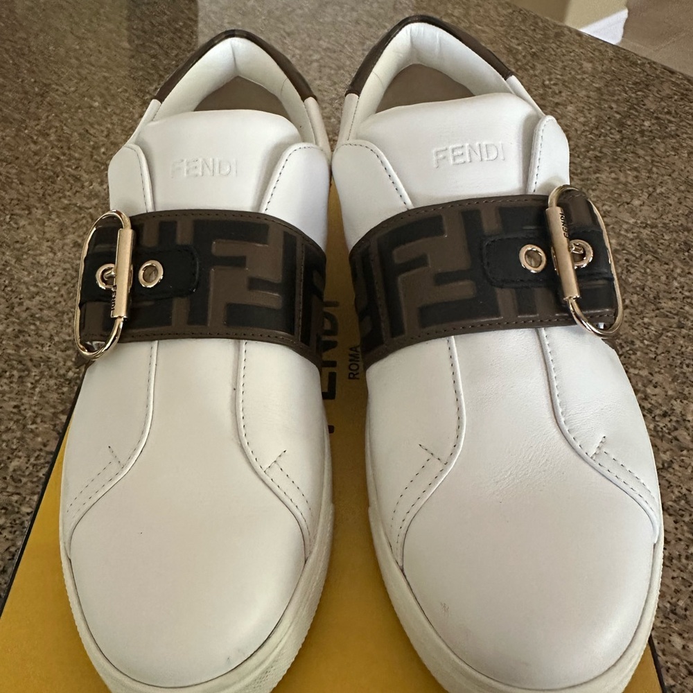 Fendi White Leather Sneakers with Logo Strap